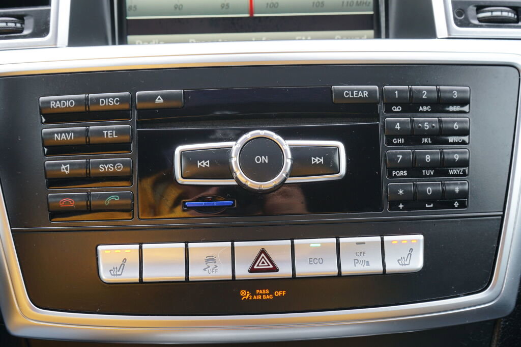 Used 2016 Mercedes-Benz GL 450 4MATIC image 21