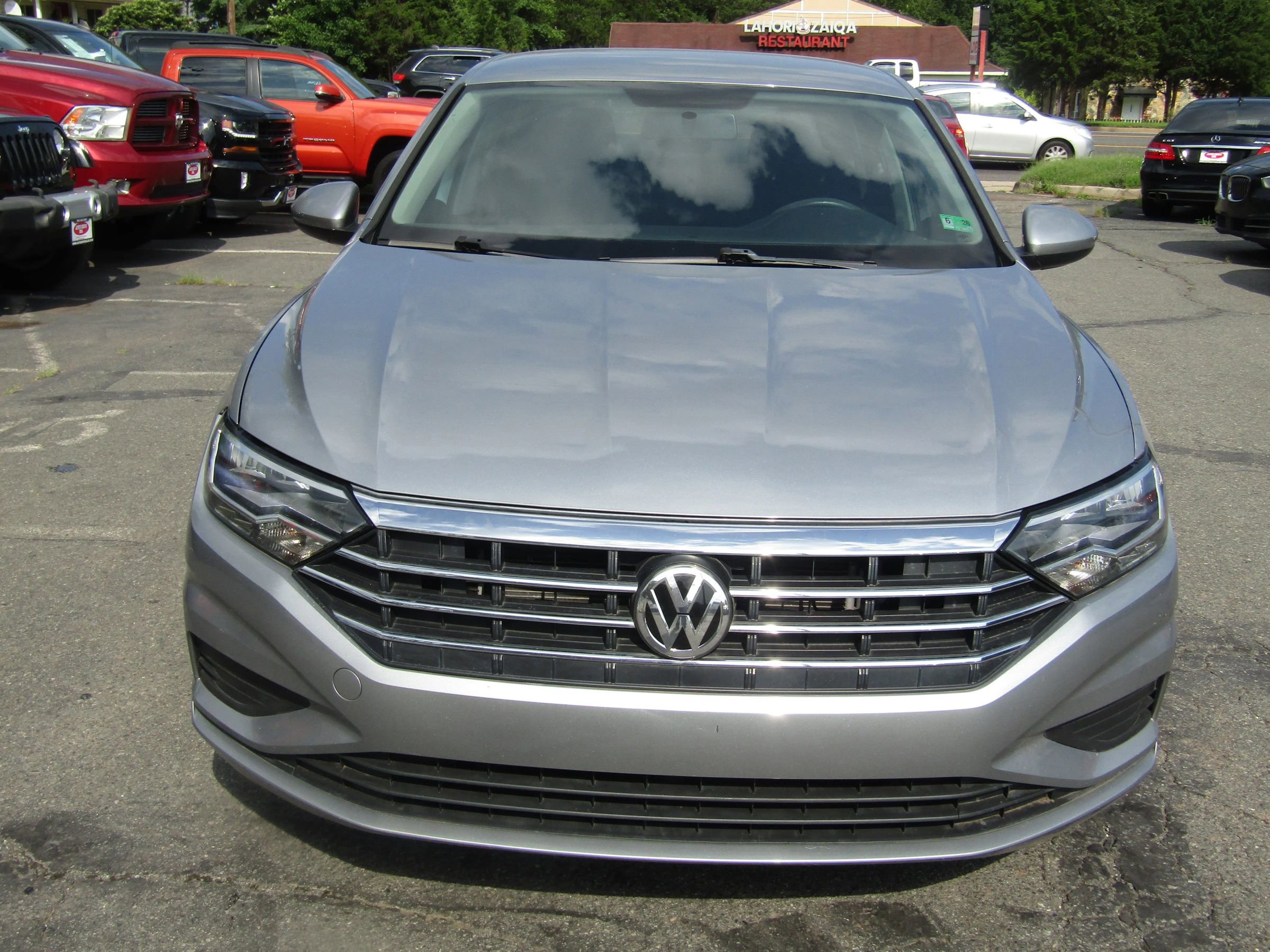 Used 2019 Volkswagen Jetta S w/ Driver Assistance Package FWD image 2