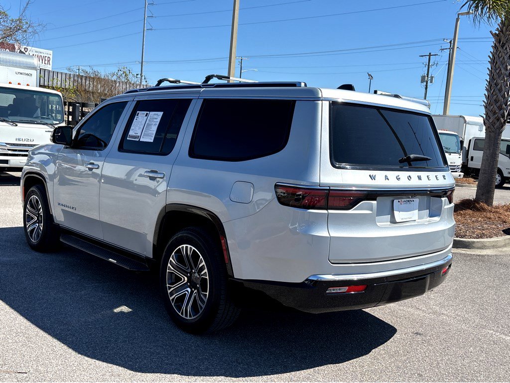 Used 2024 Jeep Wagoneer w/ Premium Group I image 31