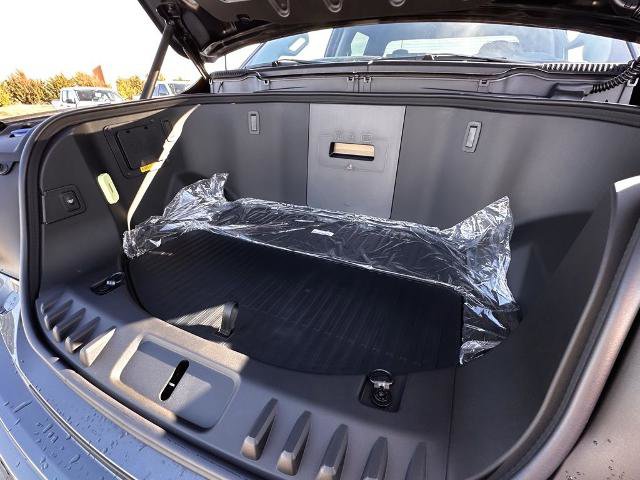New 2025 Ford F150 Lightning Flash image 32