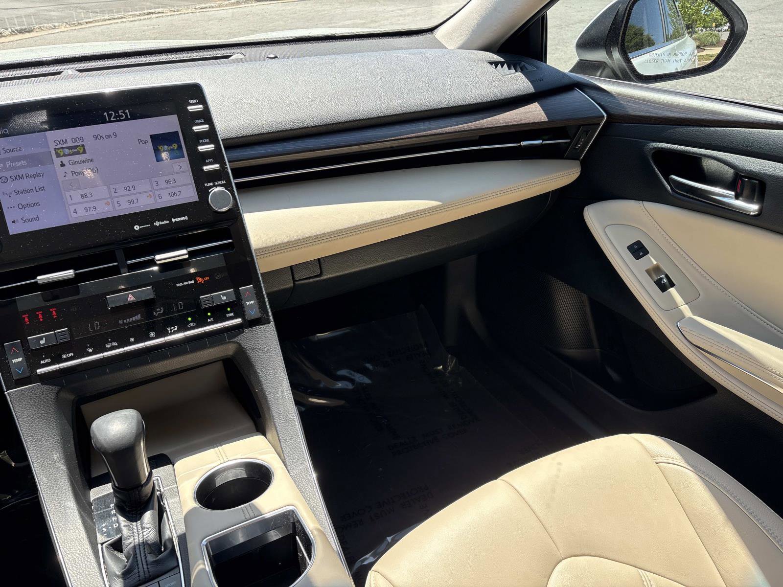 Used 2020 Toyota Avalon XLE w/ All Weather Liner Package FWD image 27