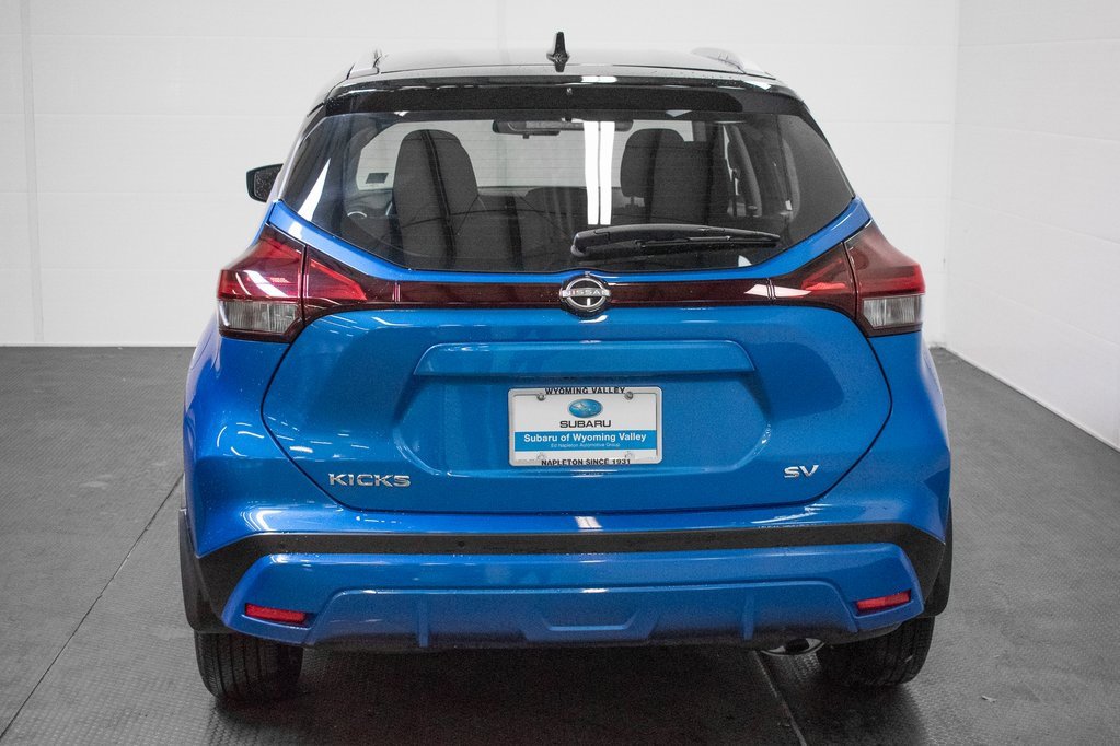 Used 2023 Nissan Kicks SV image 7