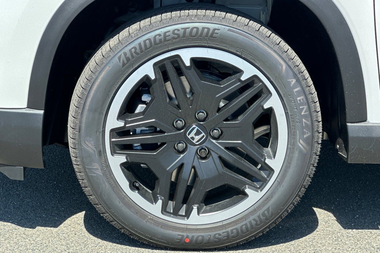 New 2026 Honda Pilot image 33