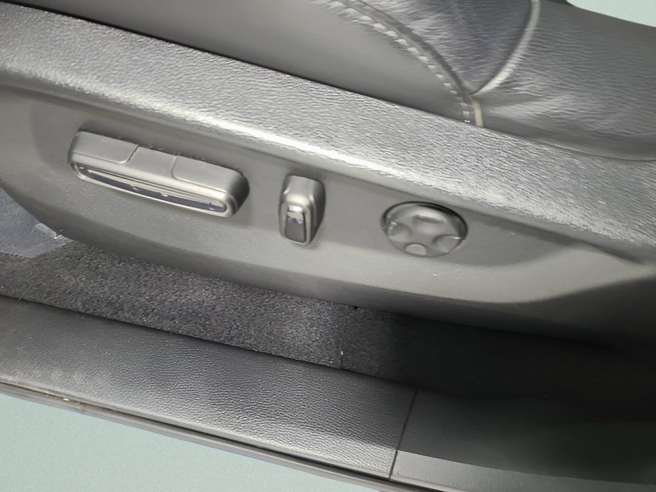 Certified 2020 Honda CR-V Touring image 20