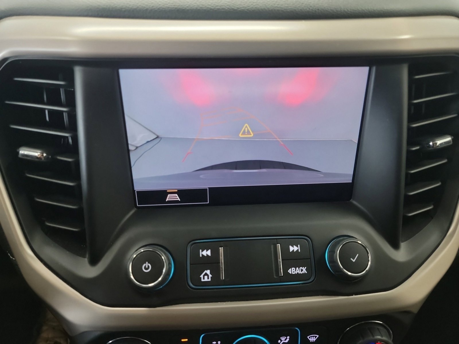 Used 2023 GMC Acadia Denali image 23