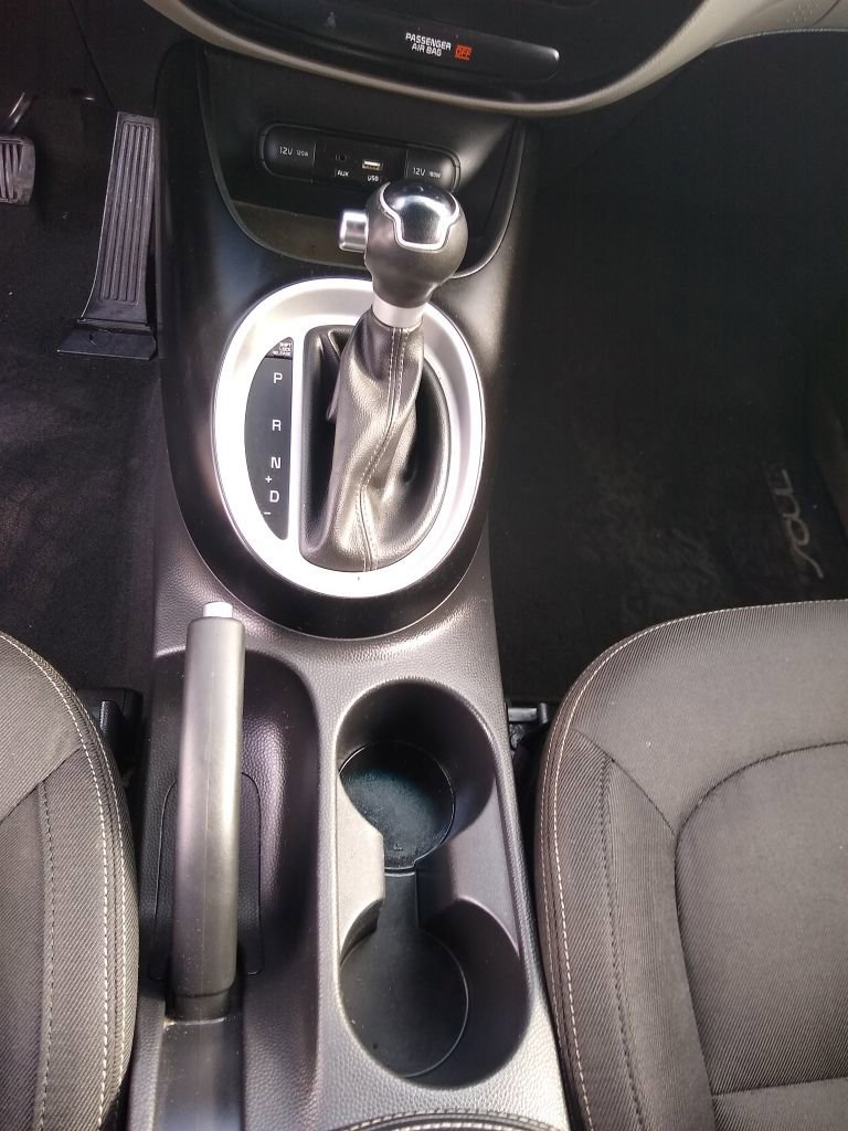 Used 2017 Kia Soul + image 30