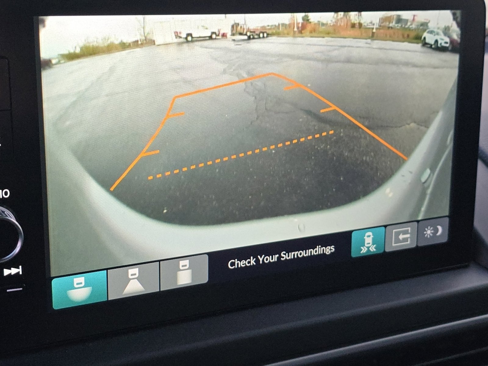 New 2025 Honda Pilot Touring image 10