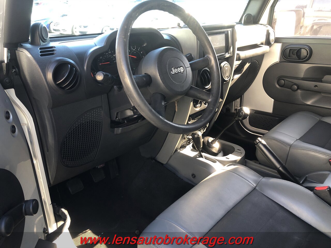 Used 2009 Jeep Wrangler X AWD/4WD image 10