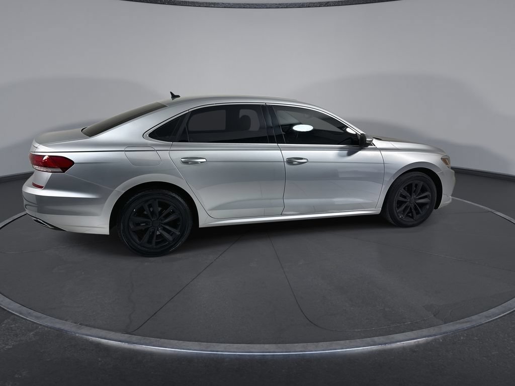 Used 2020 Volkswagen Passat 2.0T SE w/ Sunroof Package FWD image 9