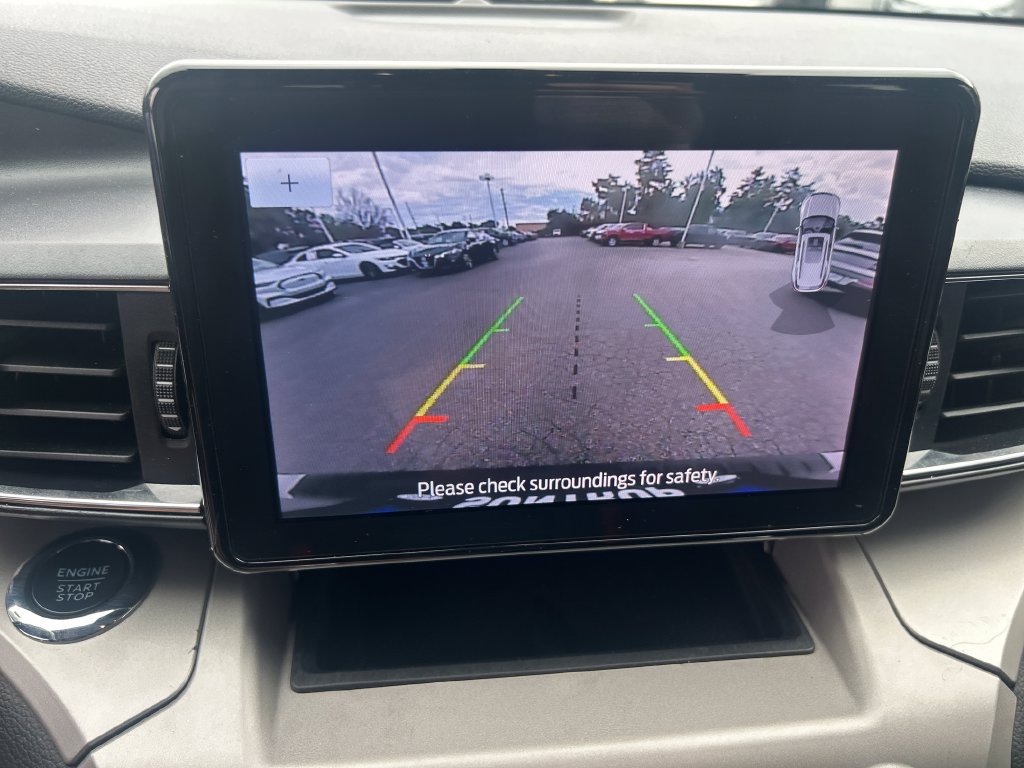 Used 2023 Ford Explorer XLT w/ Equipment Group 202A AWD/4WD image 24