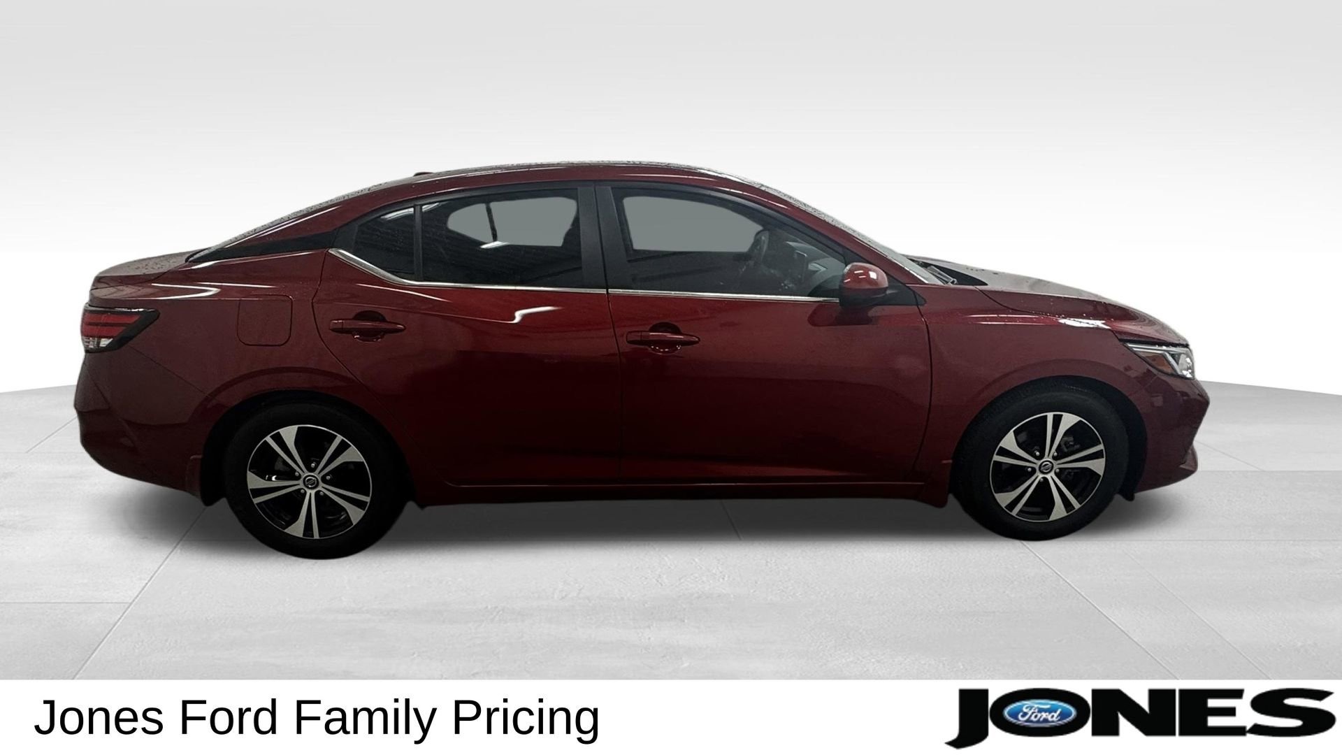 Used 2021 Nissan Sentra SV image 3