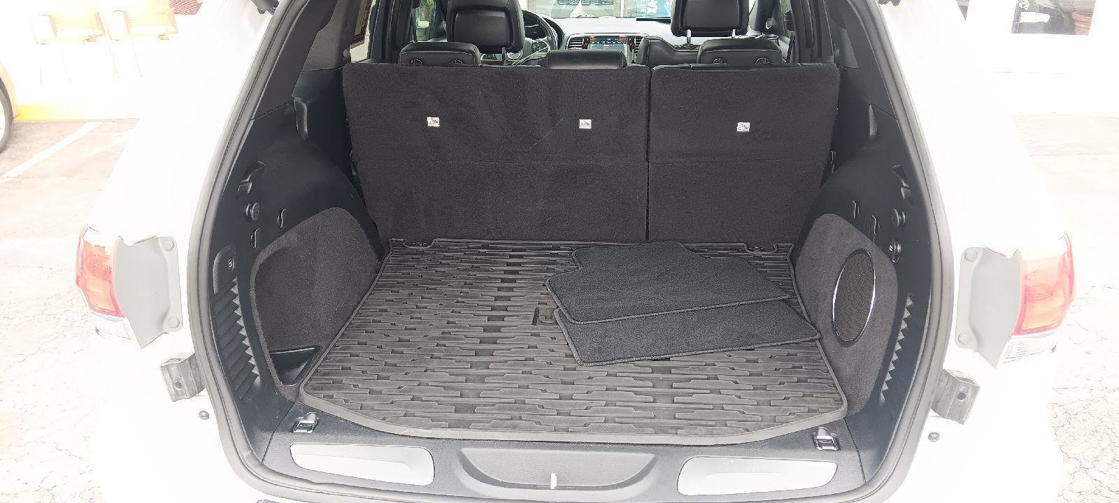 Used 2020 Jeep Grand Cherokee Overland image 30