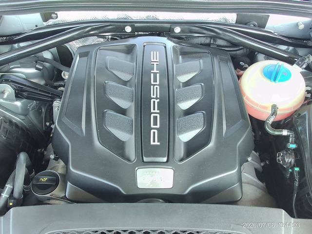 Used 2016 Porsche Macan S AWD/4WD image 9