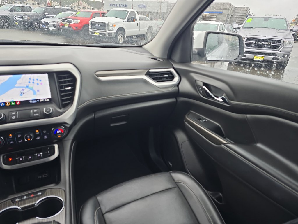 Used 2023 GMC Acadia SLT image 23