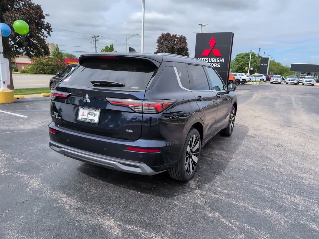 New 2026 Mitsubishi Outlander SEL AWD/4WD image 8