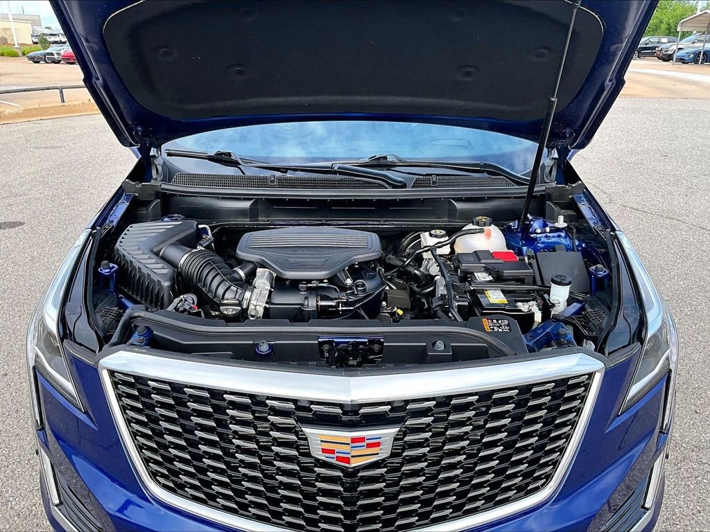 Used 2025 Cadillac XT5 Premium Luxury w/ Technology Package FWD image 23