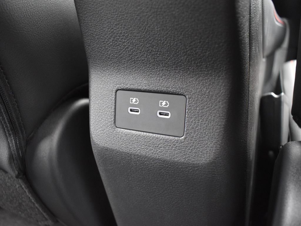 New 2026 Nissan Kicks SR w/ Cold Weather Package image 19