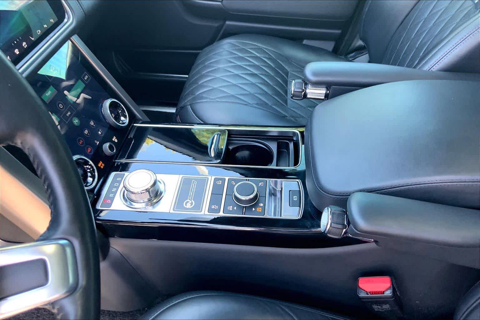 Used 2018 Land Rover Range Rover SV Autobiography Dynamic AWD/4WD image 17