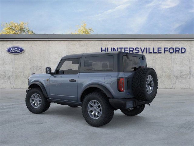 New 2025 Ford Bronco Badlands image 4