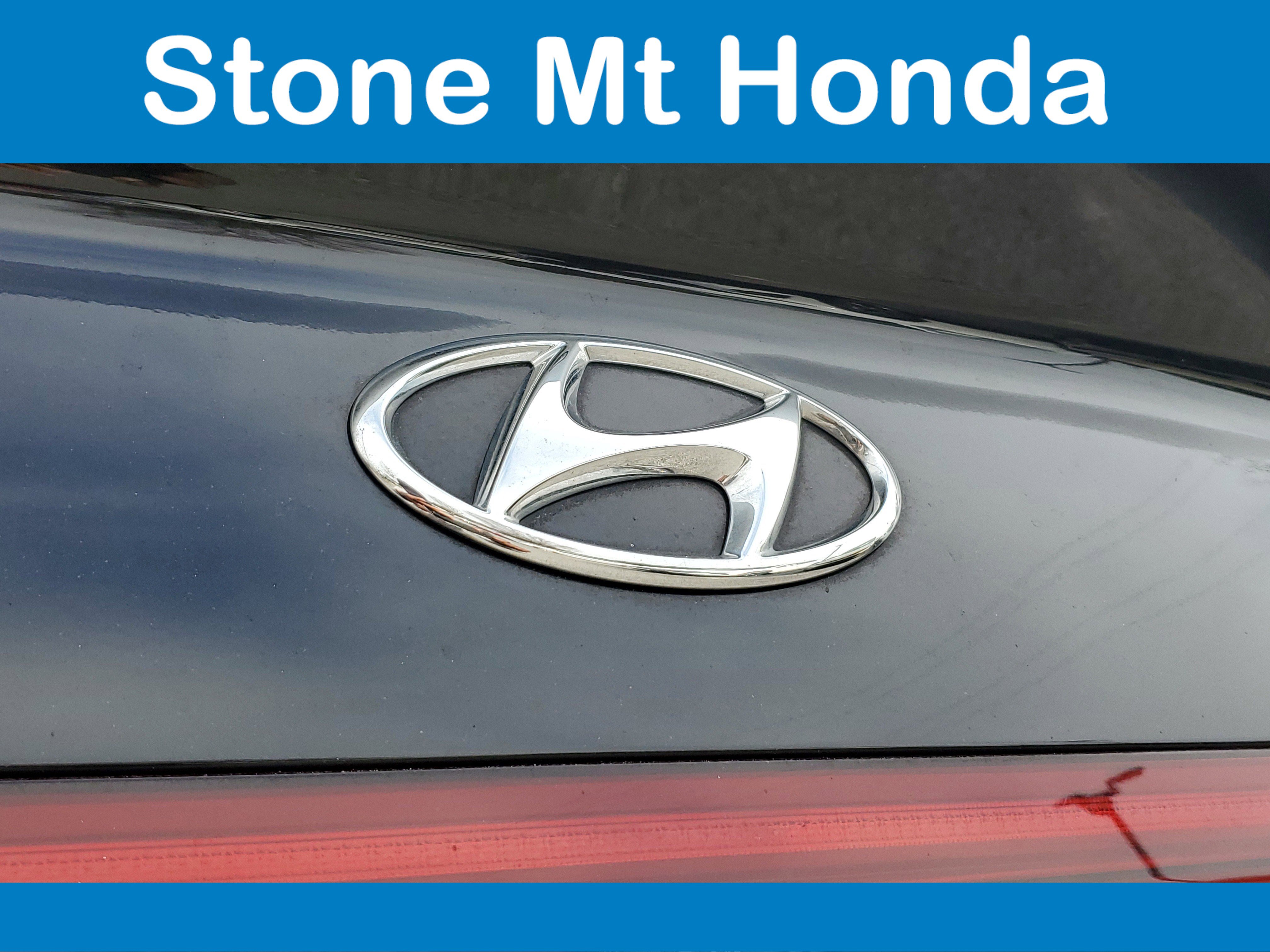 Used 2023 Hyundai Sonata SEL w/ Preferred Accessory Package FWD image 8