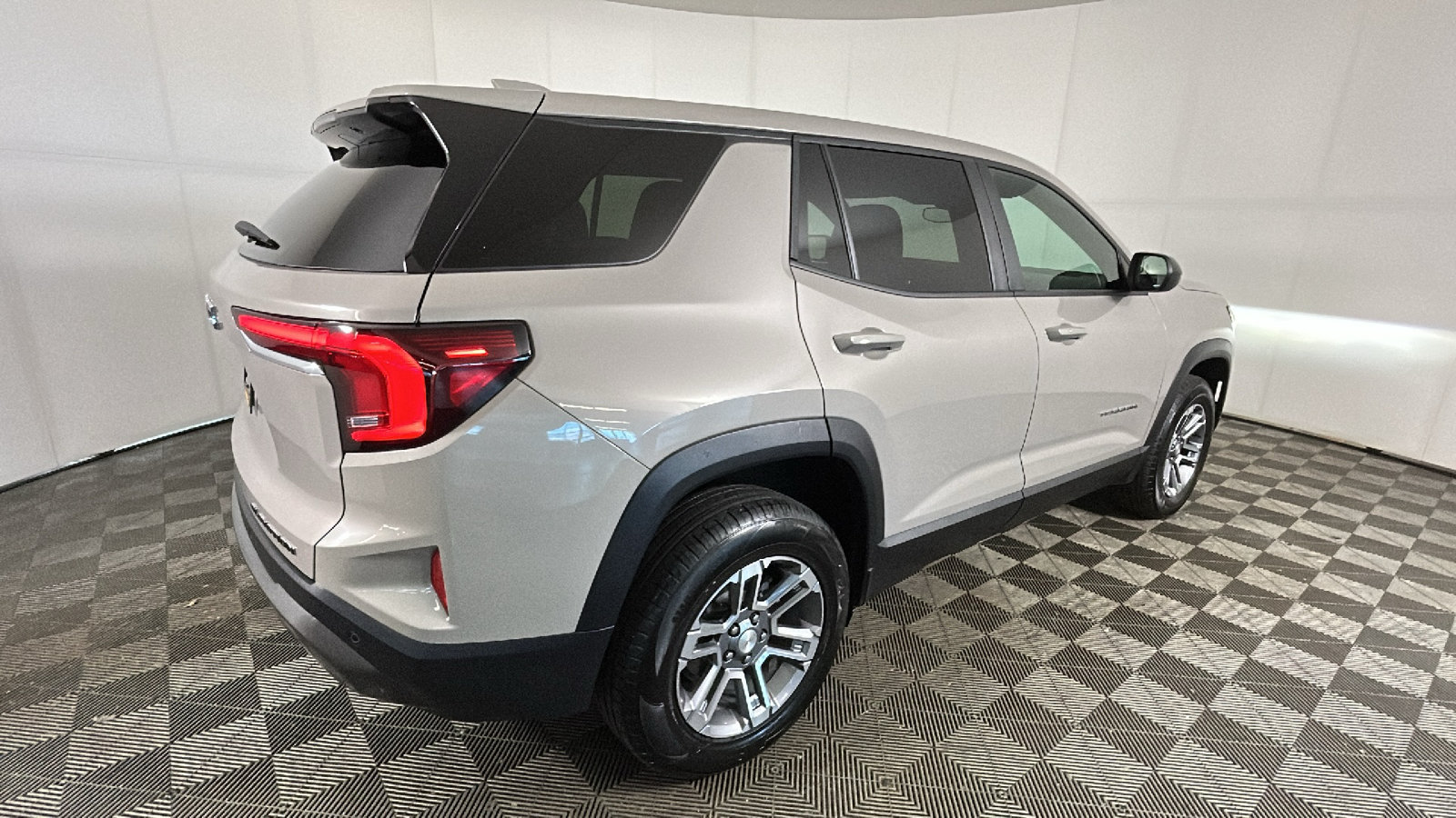 Used 2026 GMC Terrain Elevation AWD/4WD image 3