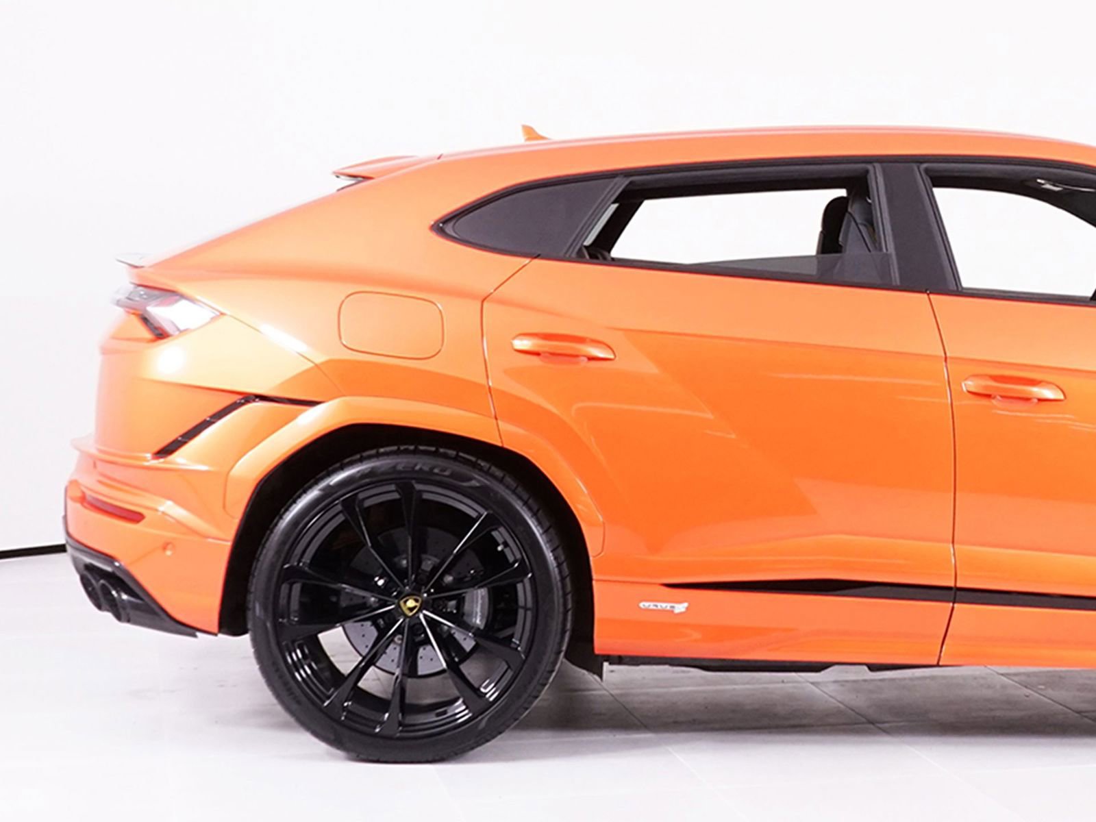 Used 2024 Lamborghini Urus S image 14
