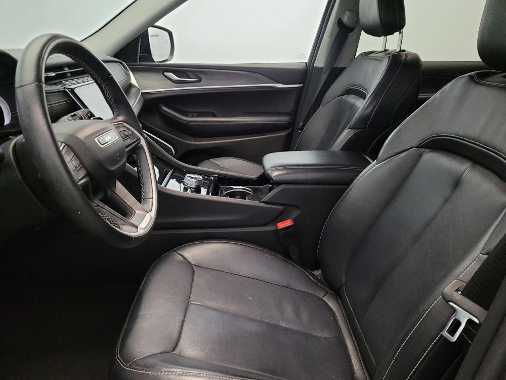 Used 2022 Jeep Grand Cherokee L Limited image 17