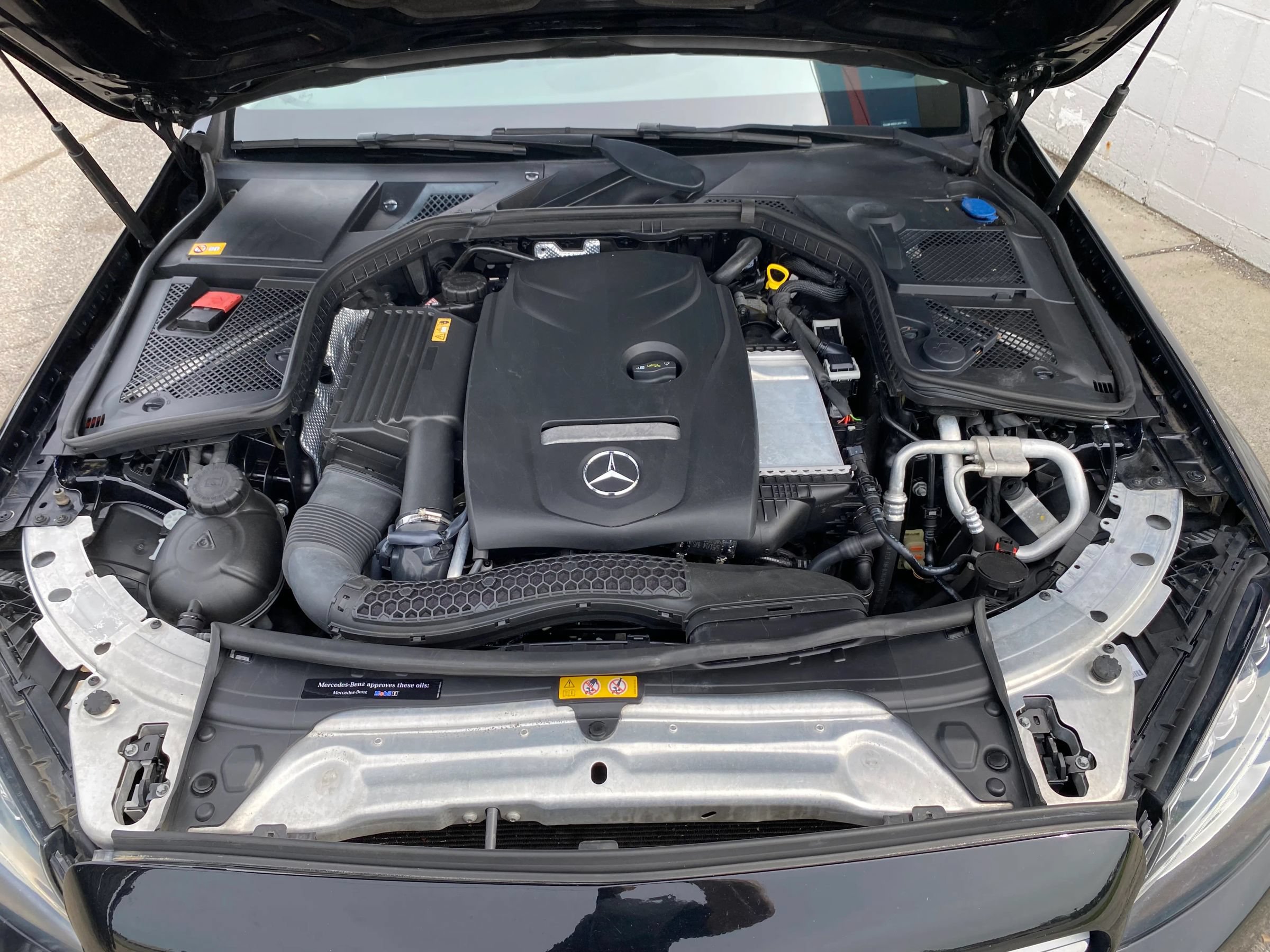 Used 2015 Mercedes-Benz C 300 4MATIC Sedan image 28