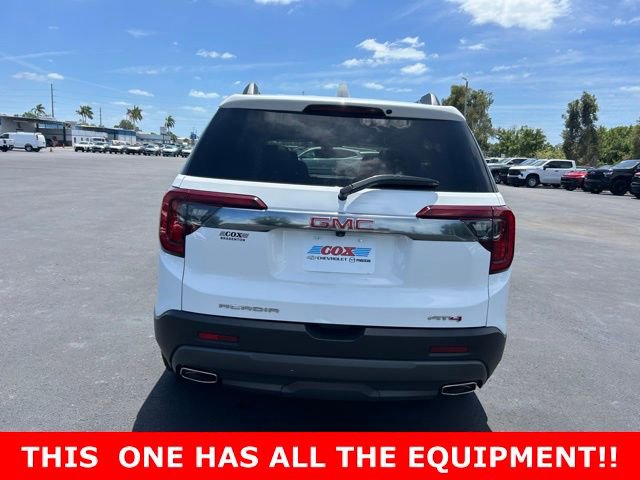 Used 2023 GMC Acadia AT4 w/ Technology Package AWD/4WD image 5