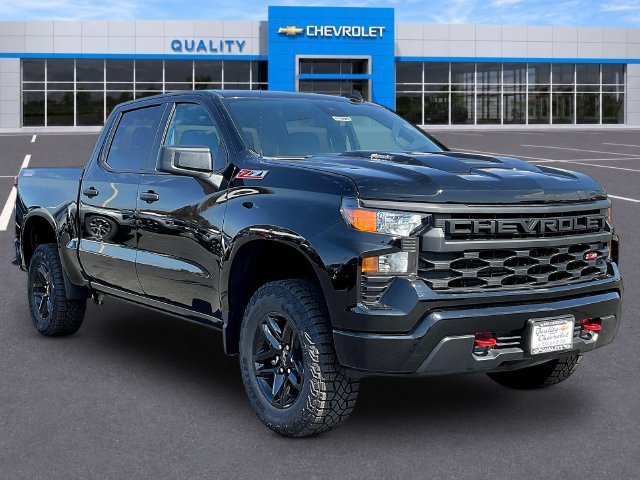New 2026 Chevrolet Silverado 1500 Custom Trail Boss AWD/4WD image 1