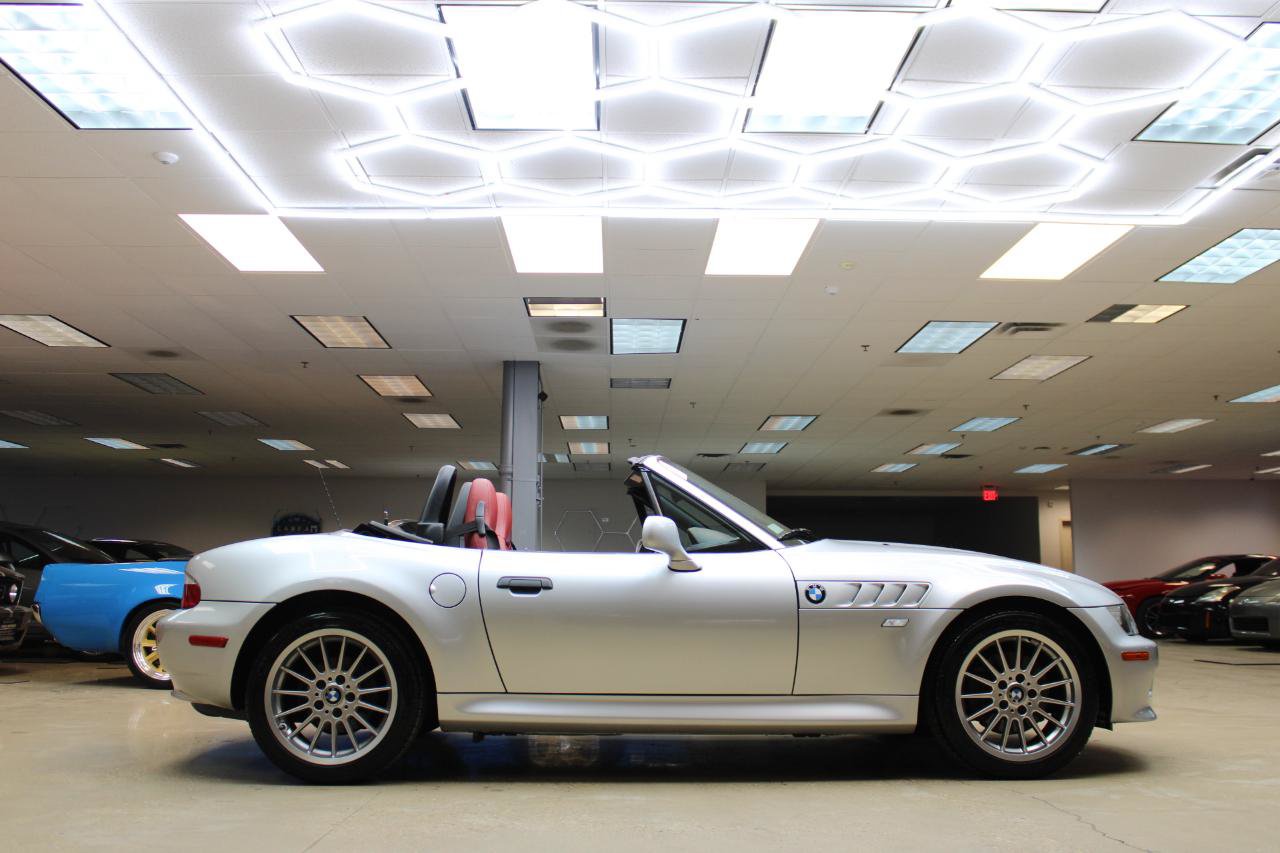 Used 2002 BMW Z3 3.0i RWD image 35