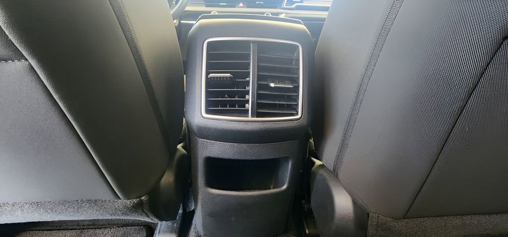 Used 2024 Kia Sportage LX FWD image 18