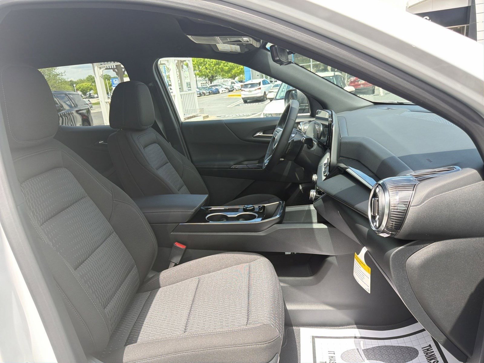 New 2026 Chevrolet Equinox LT w/ Safety and Technology Package AWD/4WD image 26
