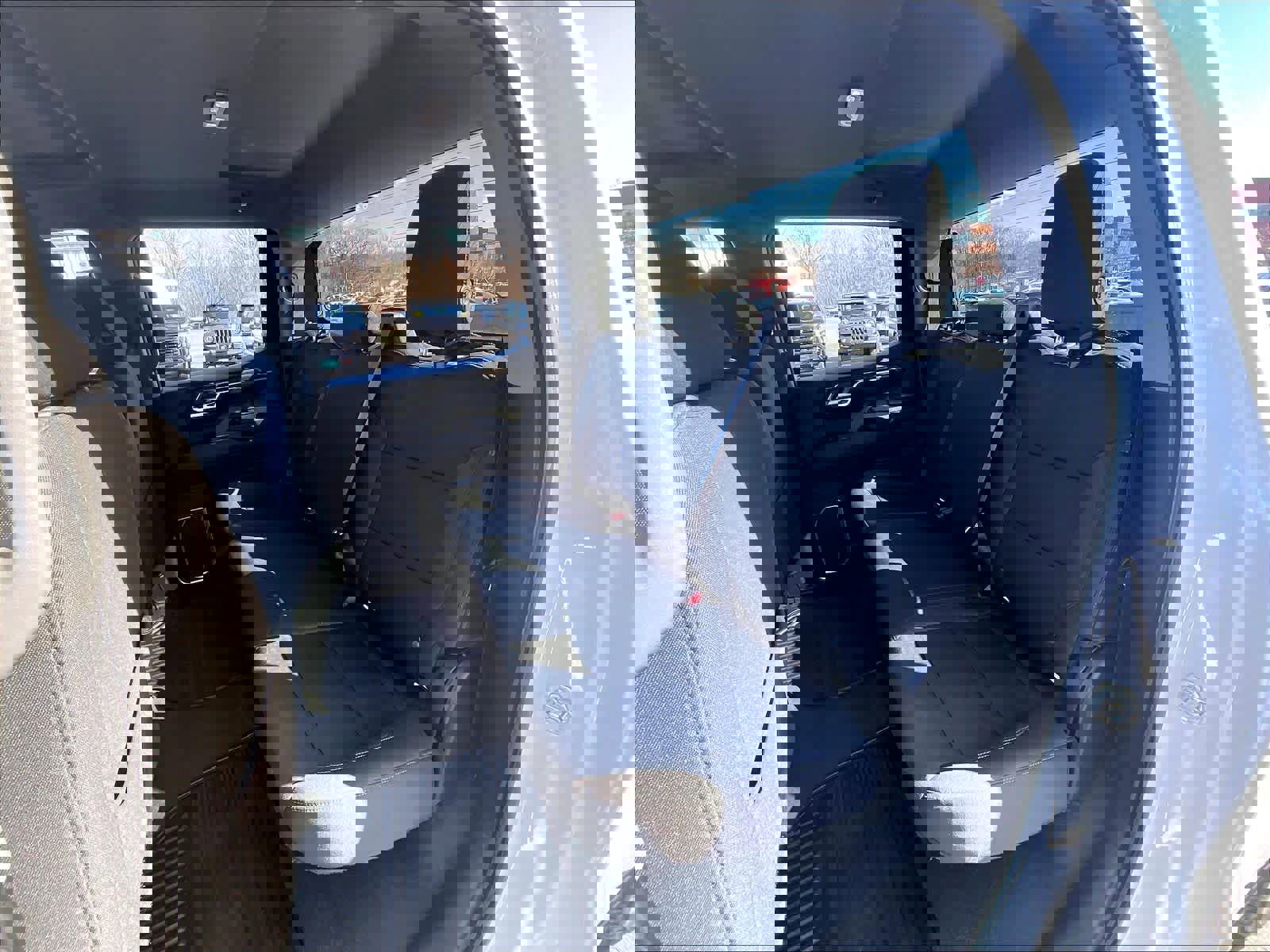 Used 2023 Chevrolet Silverado 1500 LT image 14