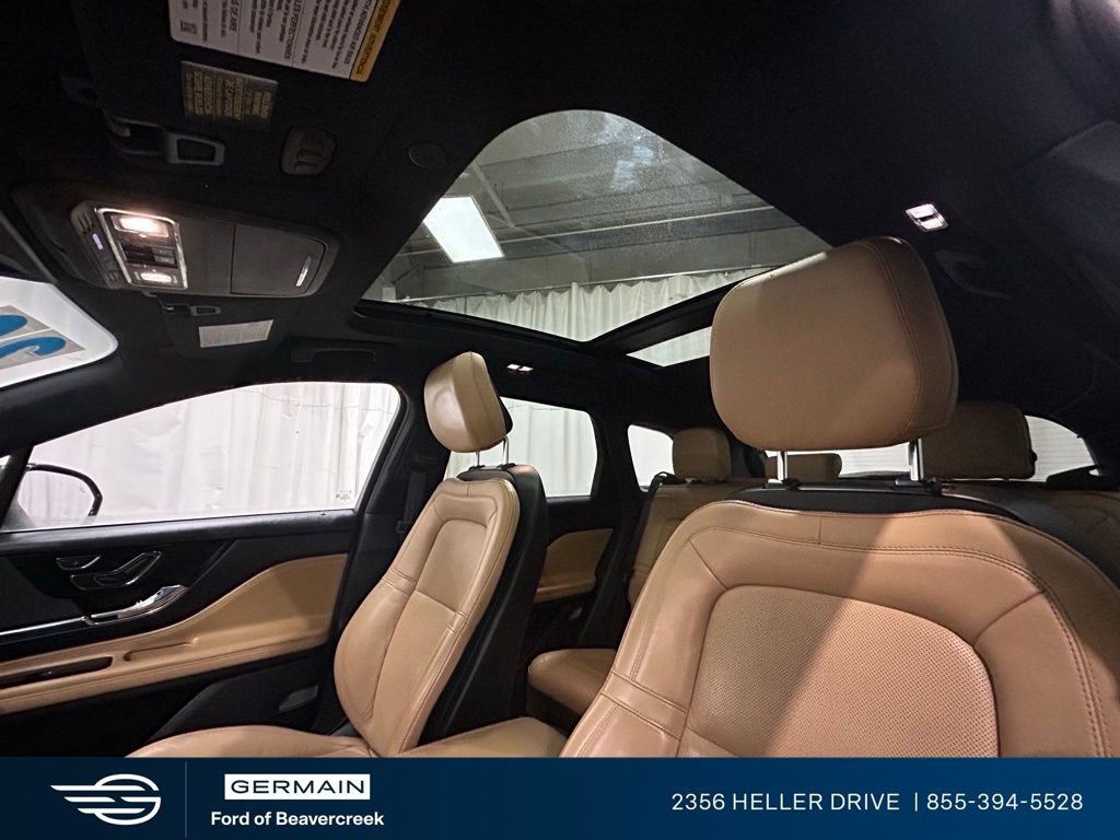 Used 2020 Lincoln Corsair Reserve image 16