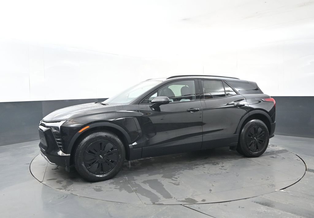 New 2026 Chevrolet Blazer EV LT image 2