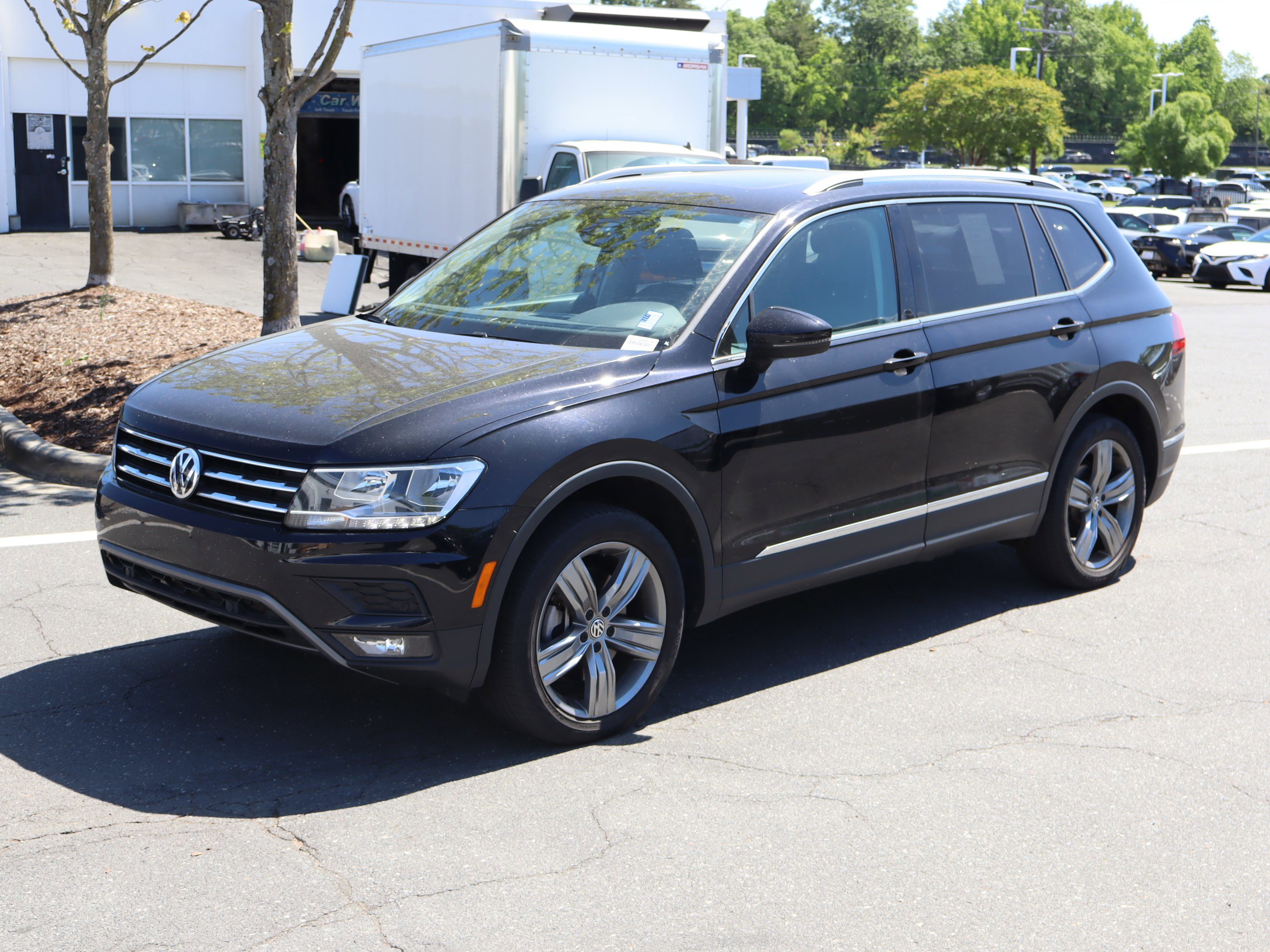 Used 2021 Volkswagen Tiguan SEL image 16