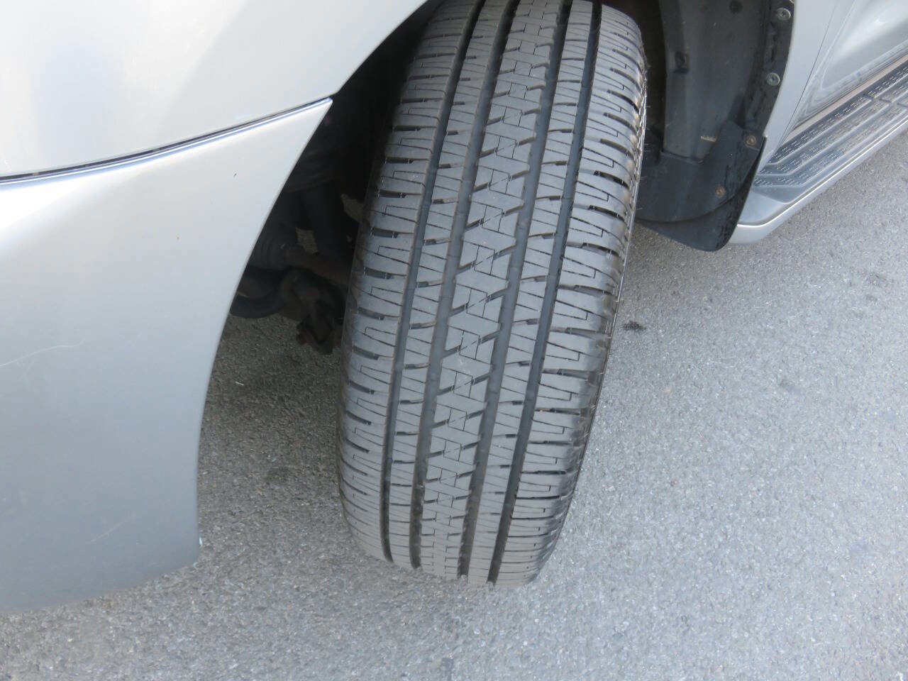 Used 2016 Toyota Sequoia Platinum image 32