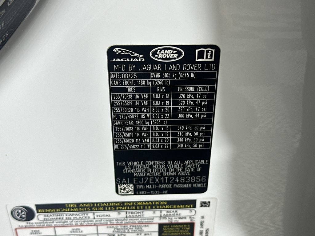 Used 2026 Land Rover Defender 110 S AWD/4WD image 32