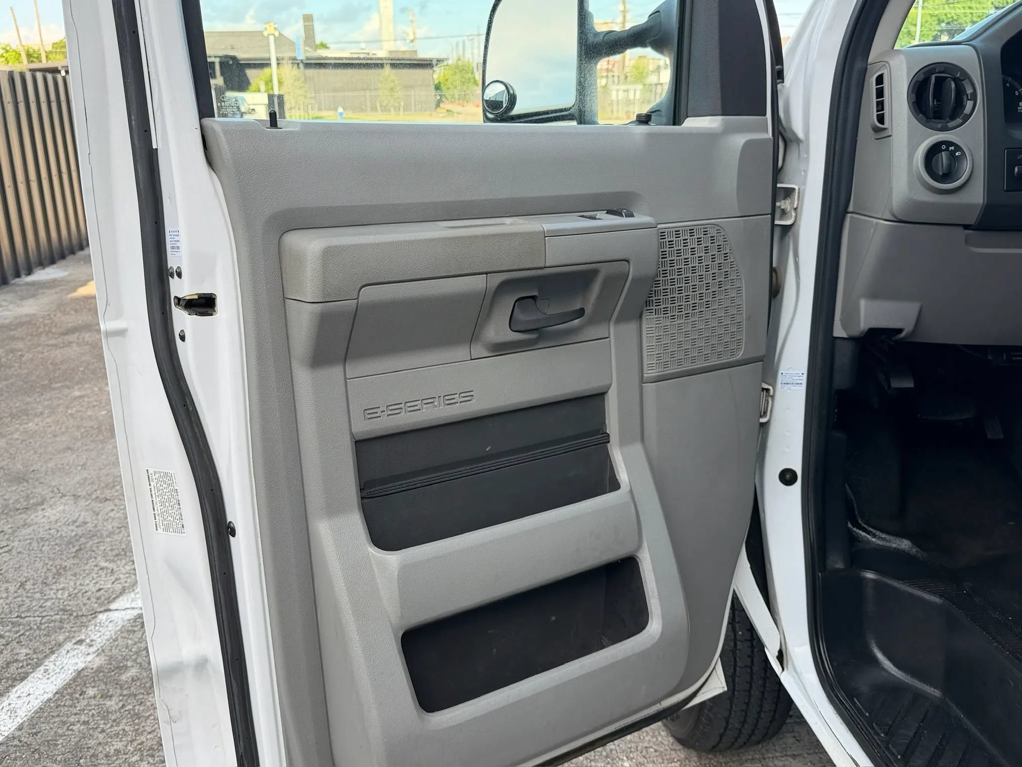 Used 2016 Ford E-350 and Econoline 350 Super Duty w/ Power Windows & Locks Group RWD image 71