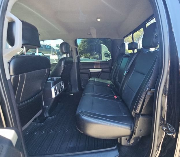 Used 2017 Ford F150 Lariat w/ Equipment Group 501A Mid AWD/4WD image 6