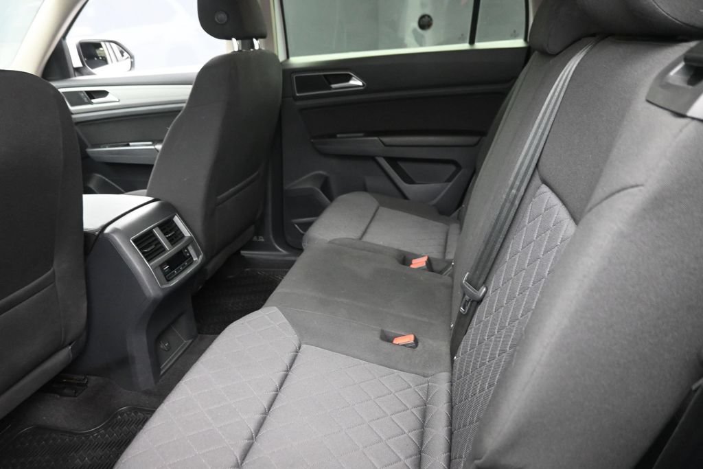 Used 2018 Volkswagen Atlas Launch Edition AWD/4WD image 14