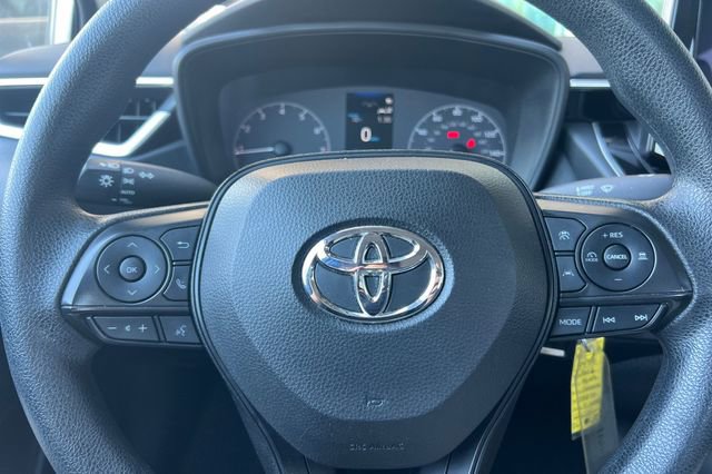 Used 2023 Toyota Corolla LE image 27