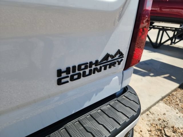 New 2026 Chevrolet Silverado 3500 High Country w/ Technology Package AWD/4WD image 20
