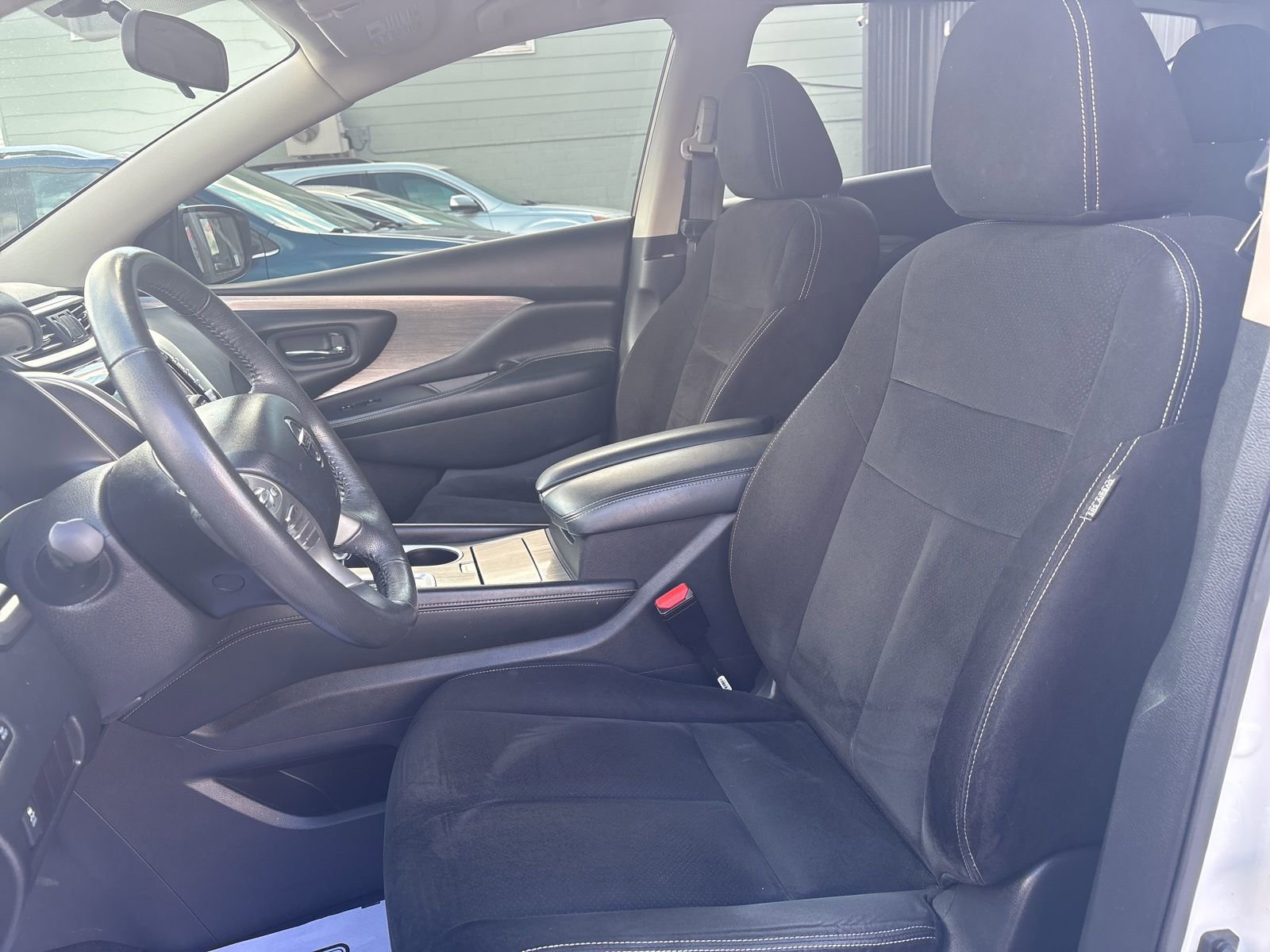 Used 2016 Nissan Murano SV image 11