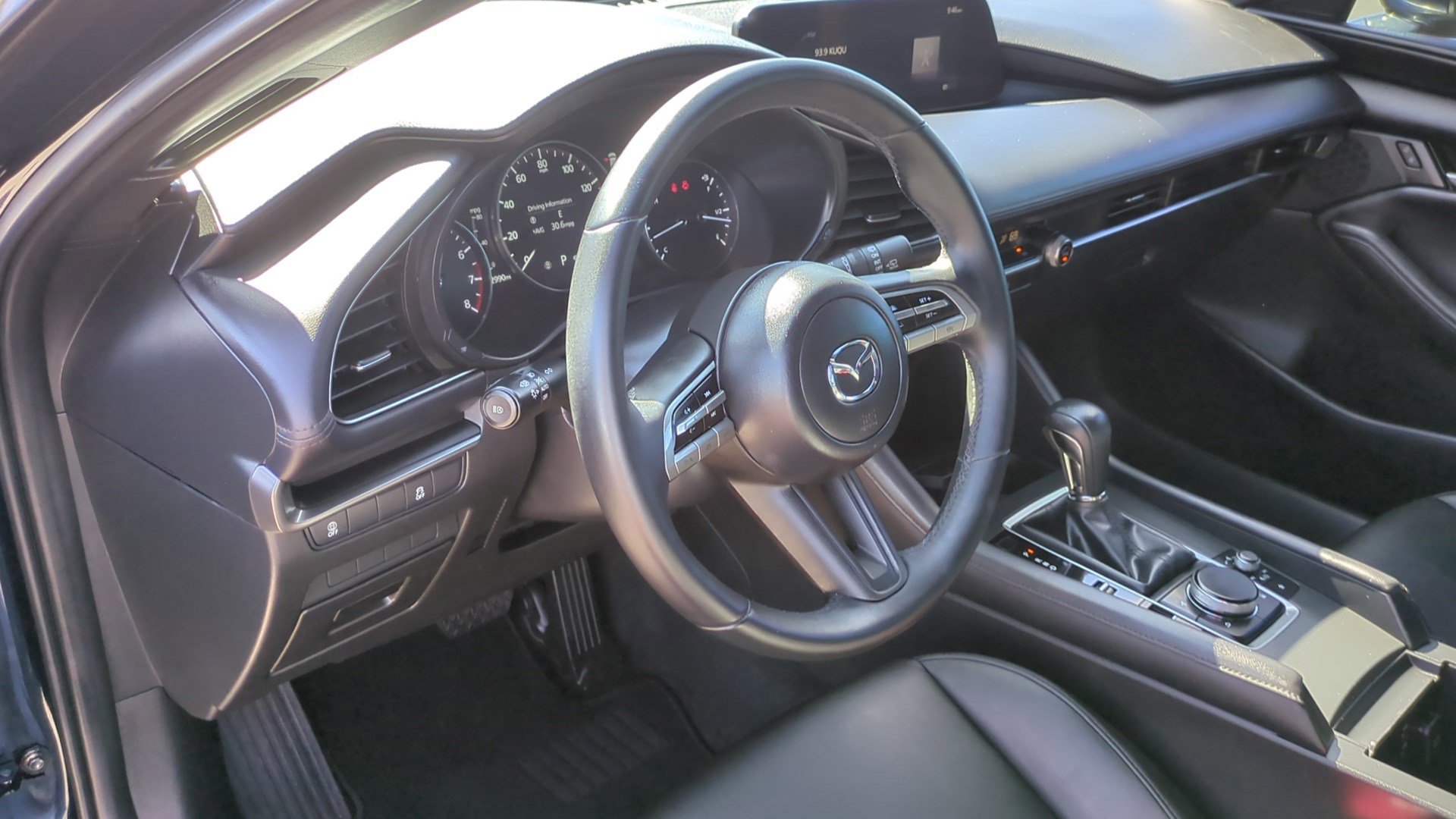 Used 2023 MAZDA MAZDA3 s image 14