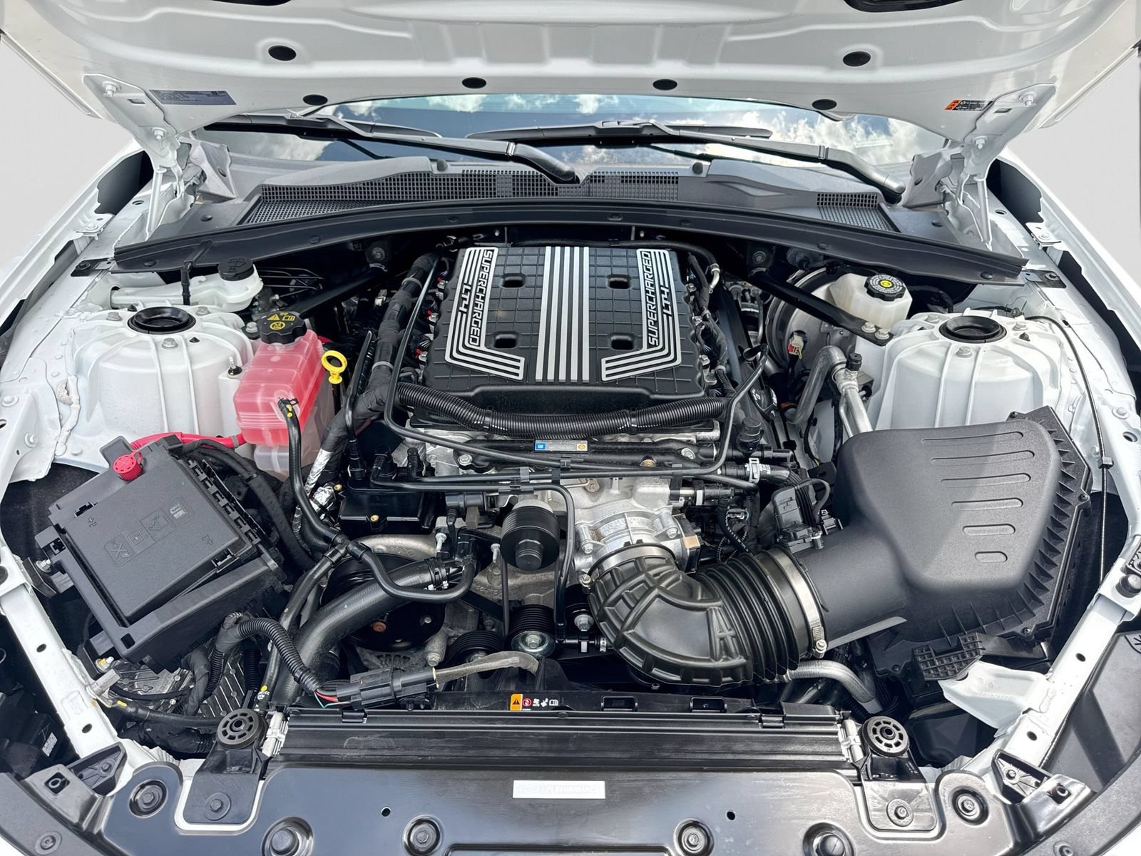 Used 2023 Chevrolet Camaro ZL1 RWD image 18