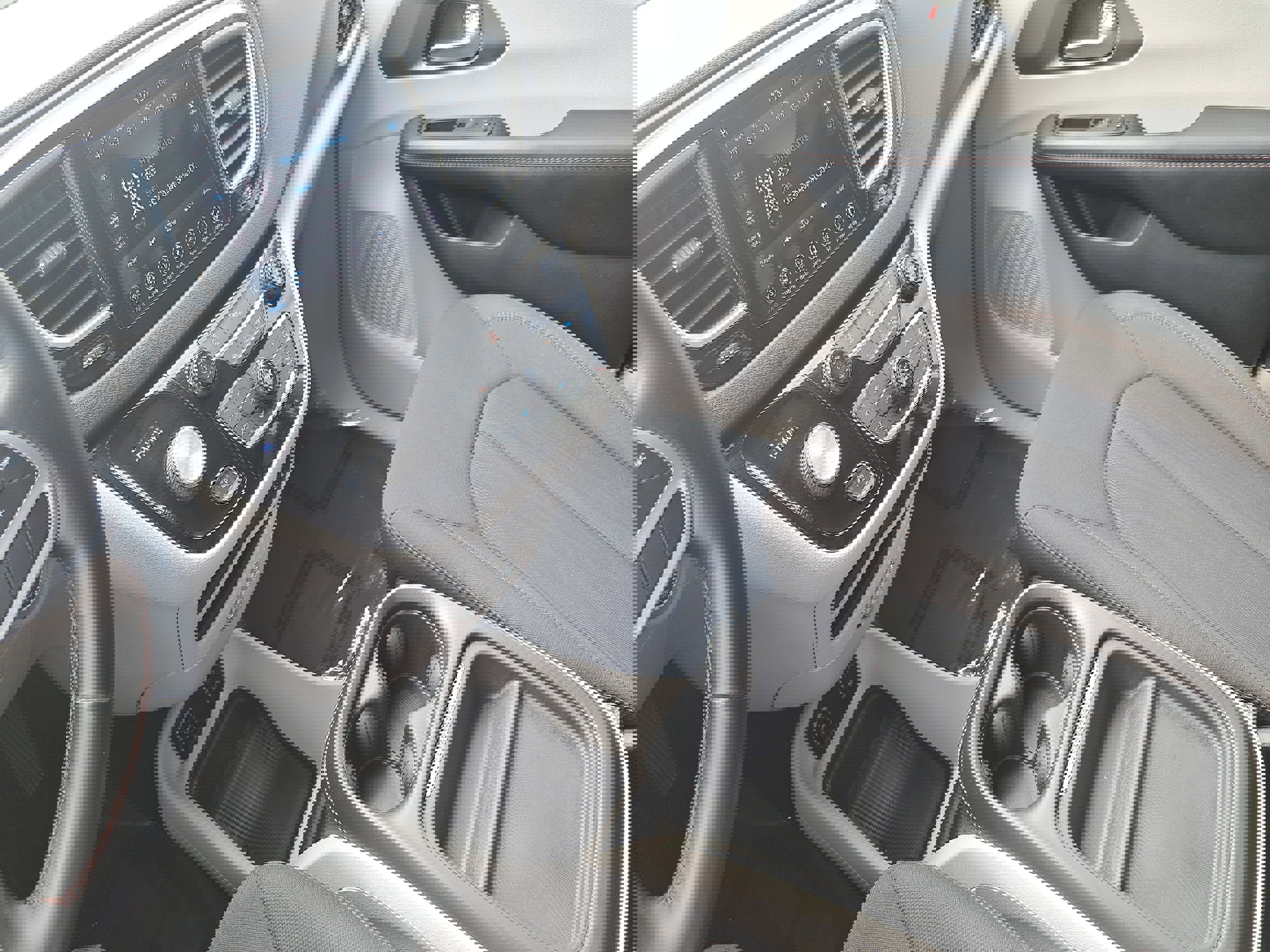 Used 2020 Chrysler Pacifica Touring w/ Cold Weather Group image 25