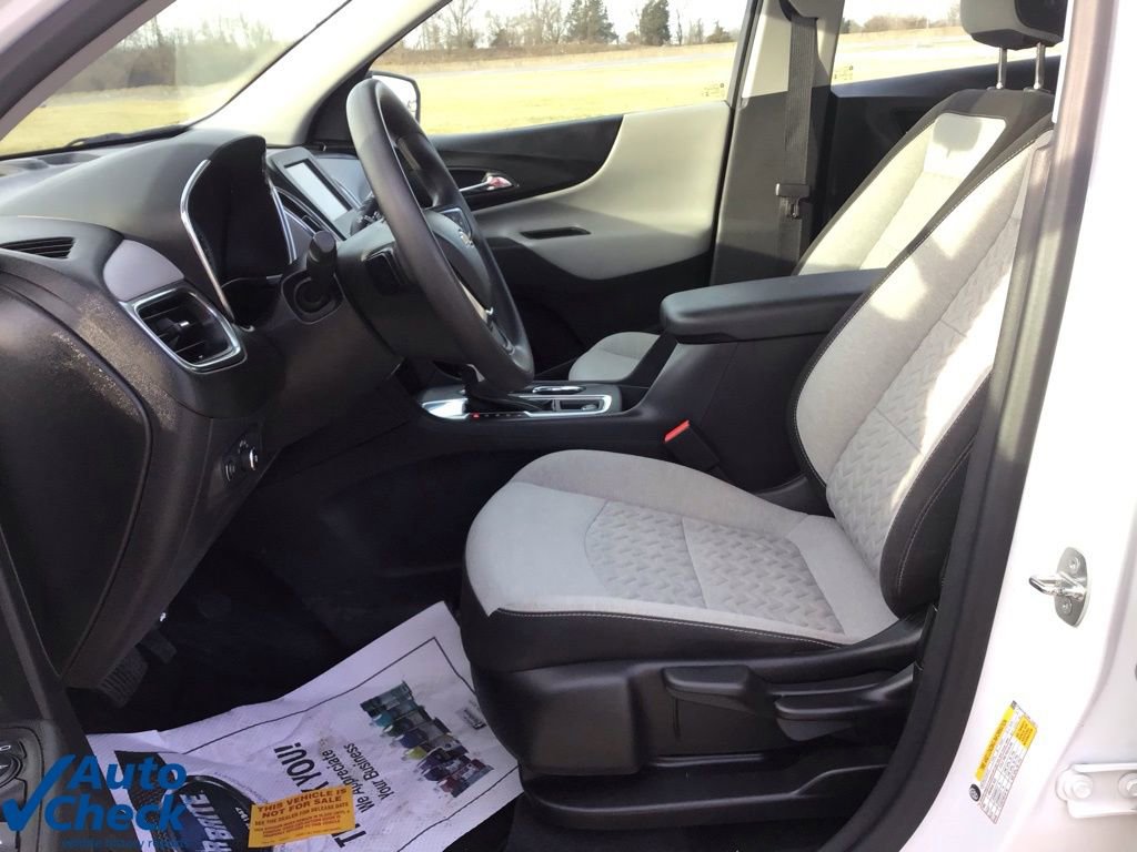 Used 2024 Chevrolet Equinox LS image 29