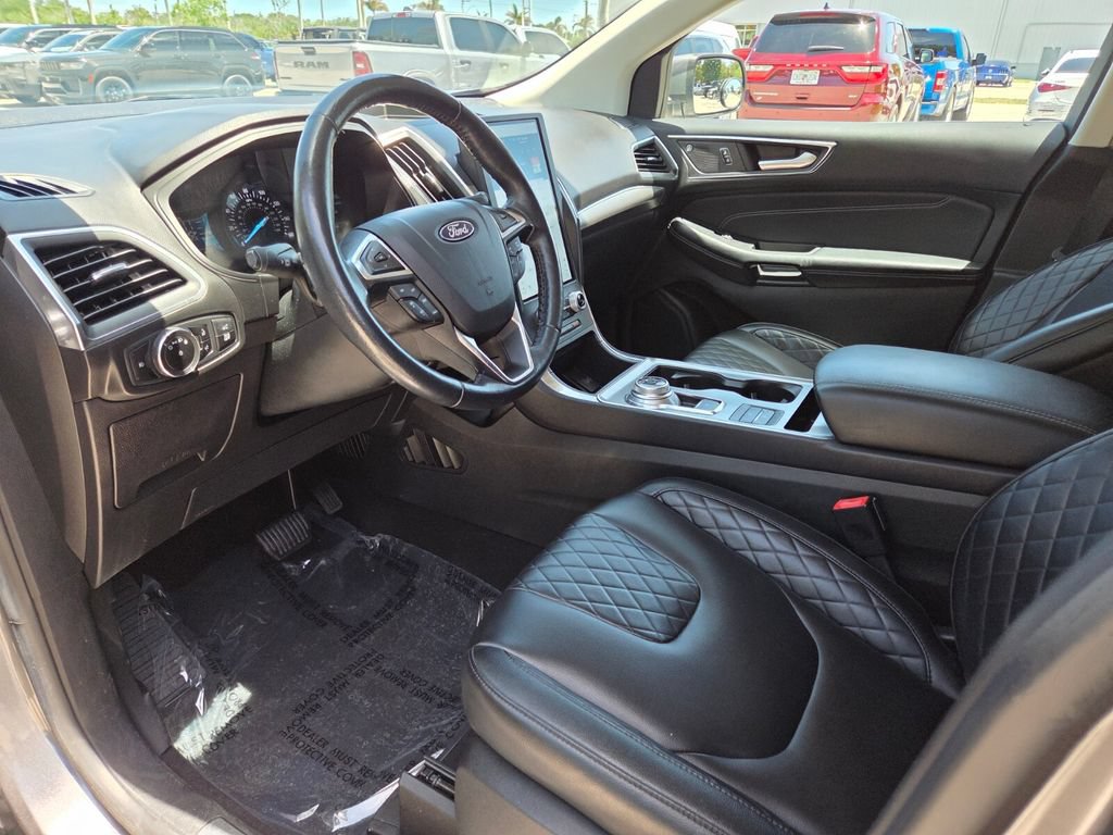 Used 2023 Ford Edge Titanium AWD/4WD image 29